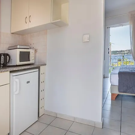 Panorama Fanari Studios&apartments