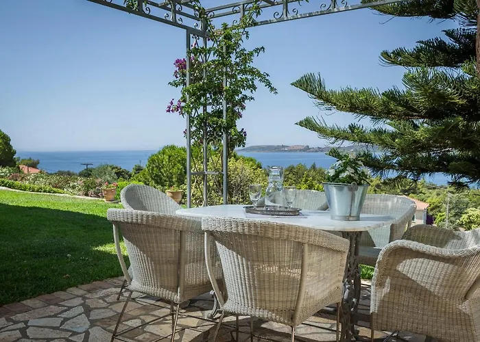 Panorama Fanari And Lägenhetshotell 4*